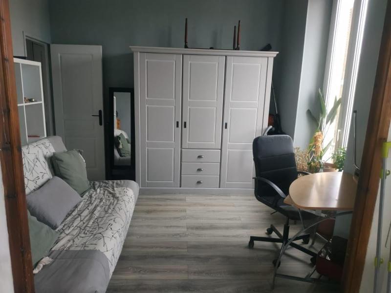 Chambres Dans Un Bel Immeuble Des Années 30 Nizza